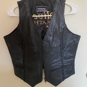Oliver leather vest